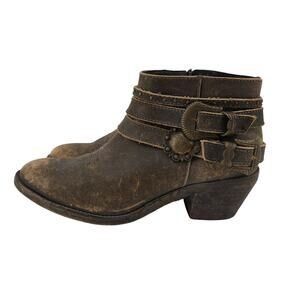Circle G Booties Western Buckle 9 M Brown Leather Distressed